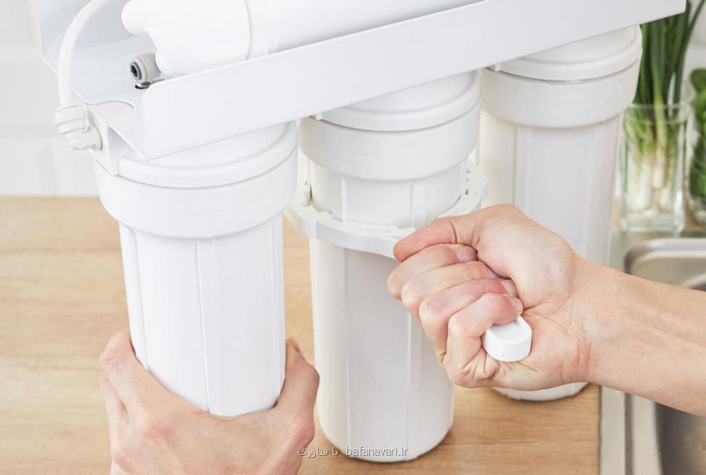 تعویض فیلتر دستگاه تصفیه آب