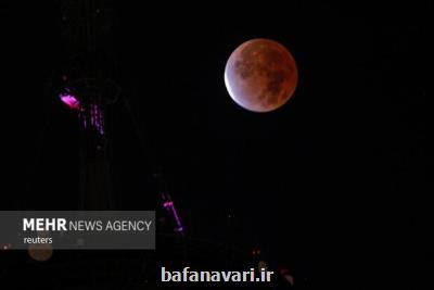 آتشفشان های باستانی آب ماه را تامین کرده اند!