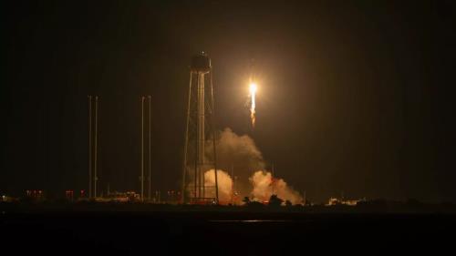 موشک جدید راکت لب برای اولین بار به فضا رفت