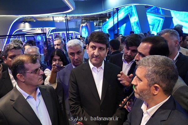 وزیر ارتباطات از جدیدترین دستیافته های فناوران داخلی بازدید کرد